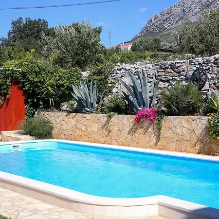 Apartment Family Friendly With A Swimming Pool Kastel Sucurac, - 14047 *