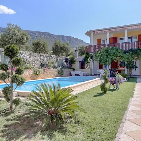 Family Friendly With A Swimming Pool Kastel Sucurac, - 14047 Apartment *