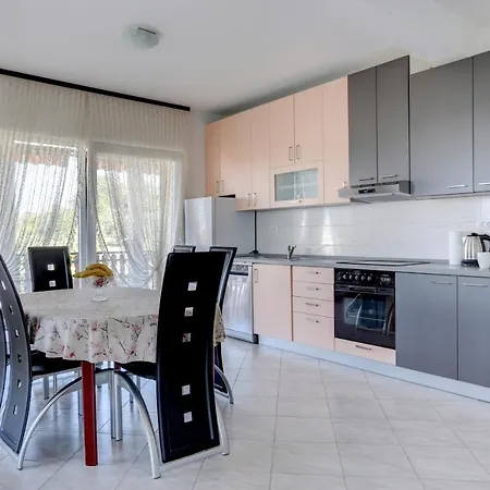 Apartment Family Friendly With A Swimming Pool Kastel Sucurac, - 14047
